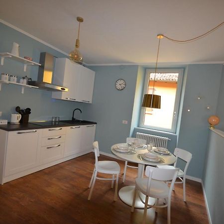 Varennahouse Aston Apt Βίλα Εξωτερικό φωτογραφία