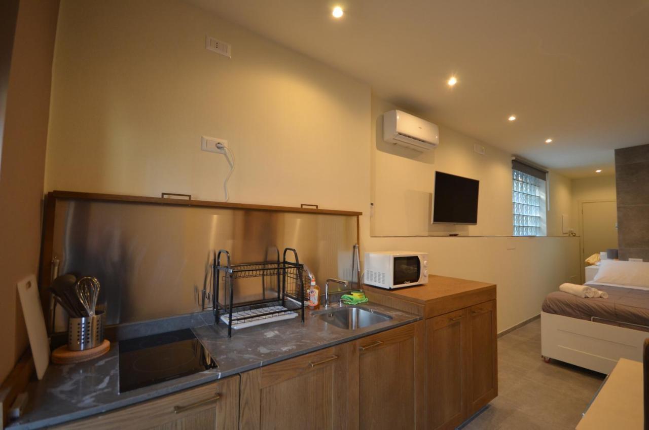 Varennahouse Aston Apt Βίλα Εξωτερικό φωτογραφία