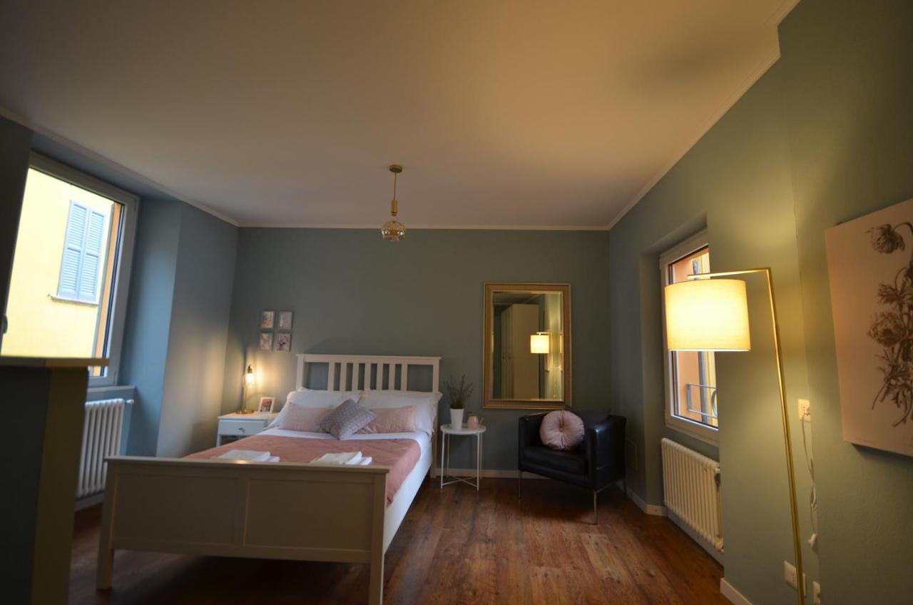 Varennahouse Aston Apt Βίλα Εξωτερικό φωτογραφία