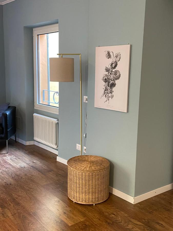 Varennahouse Aston Apt Βίλα Εξωτερικό φωτογραφία