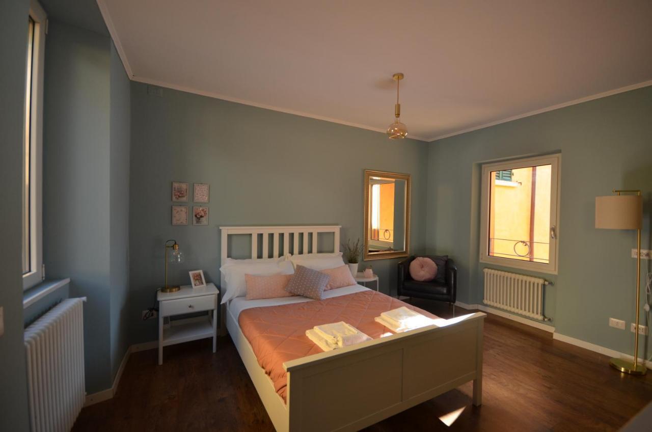 Varennahouse Aston Apt Βίλα Εξωτερικό φωτογραφία