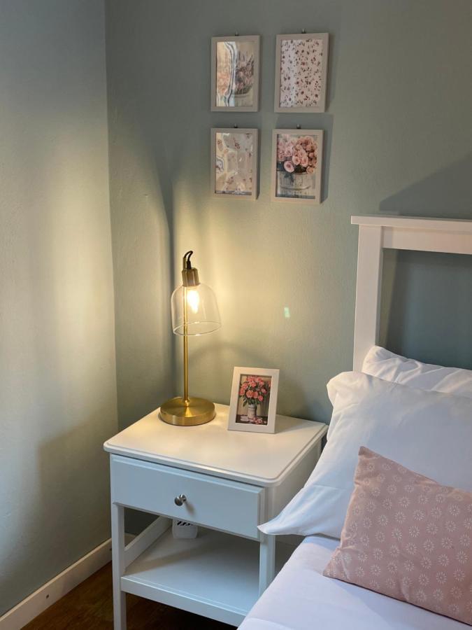 Varennahouse Aston Apt Βίλα Εξωτερικό φωτογραφία